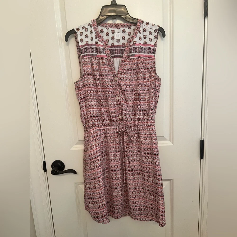 Gap sleeveless‎ dress
